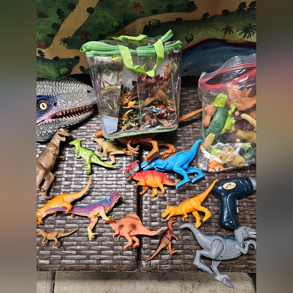 Dinosaur Play Mat Lot - Picture 3 of 5